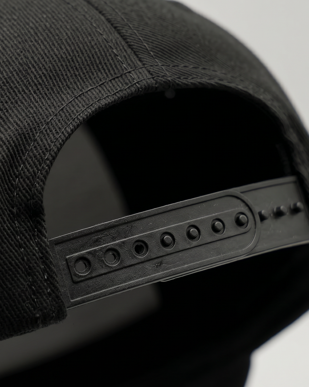 Clé Cachée Monochrome Cap